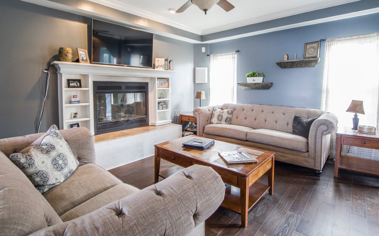 Add simple decorations to fireplaces & doors Add-simple-decorations-to-fireplaces-and-doors