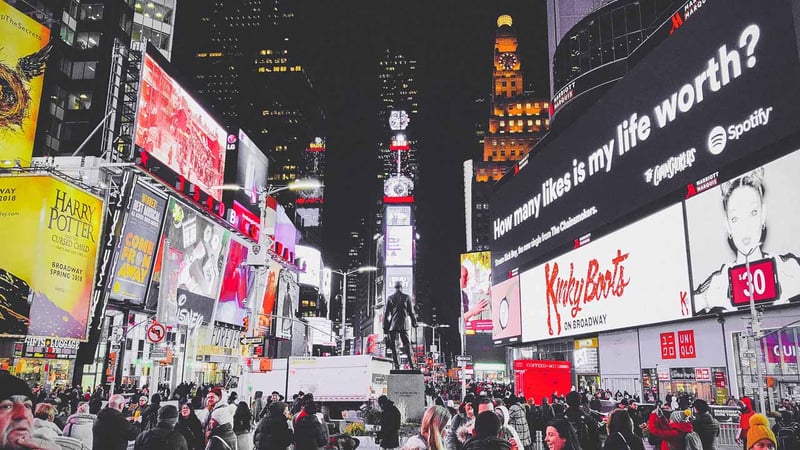 wall-graphics-and-window-graphics-to-advertise-your-business