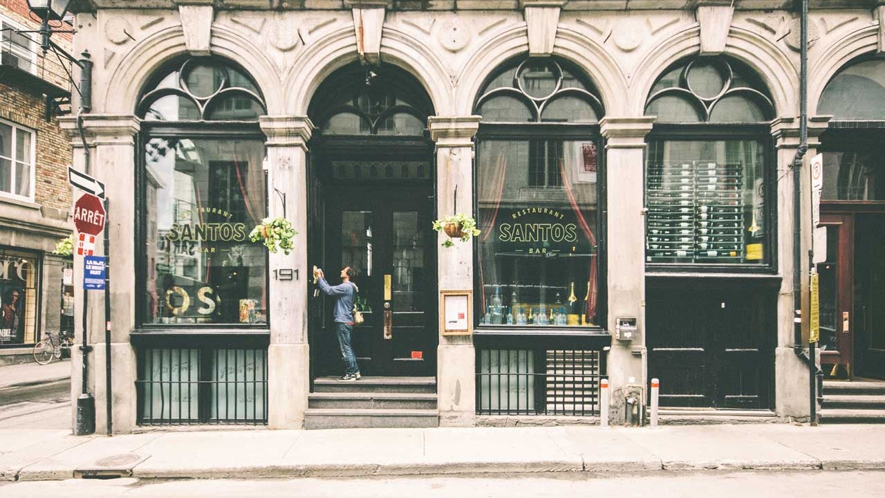 How does anti graffiti film work How-does-anti-graffiti-film-work