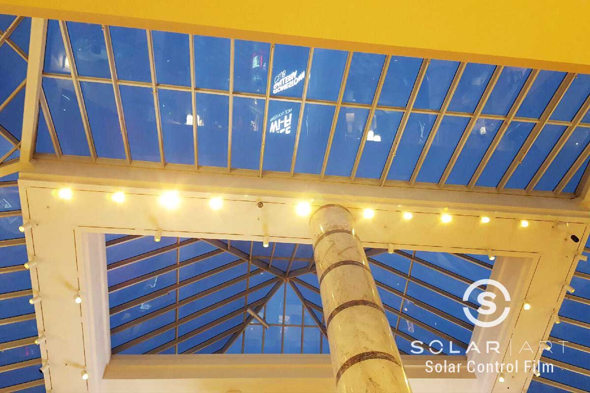 Skylight tinting in malls