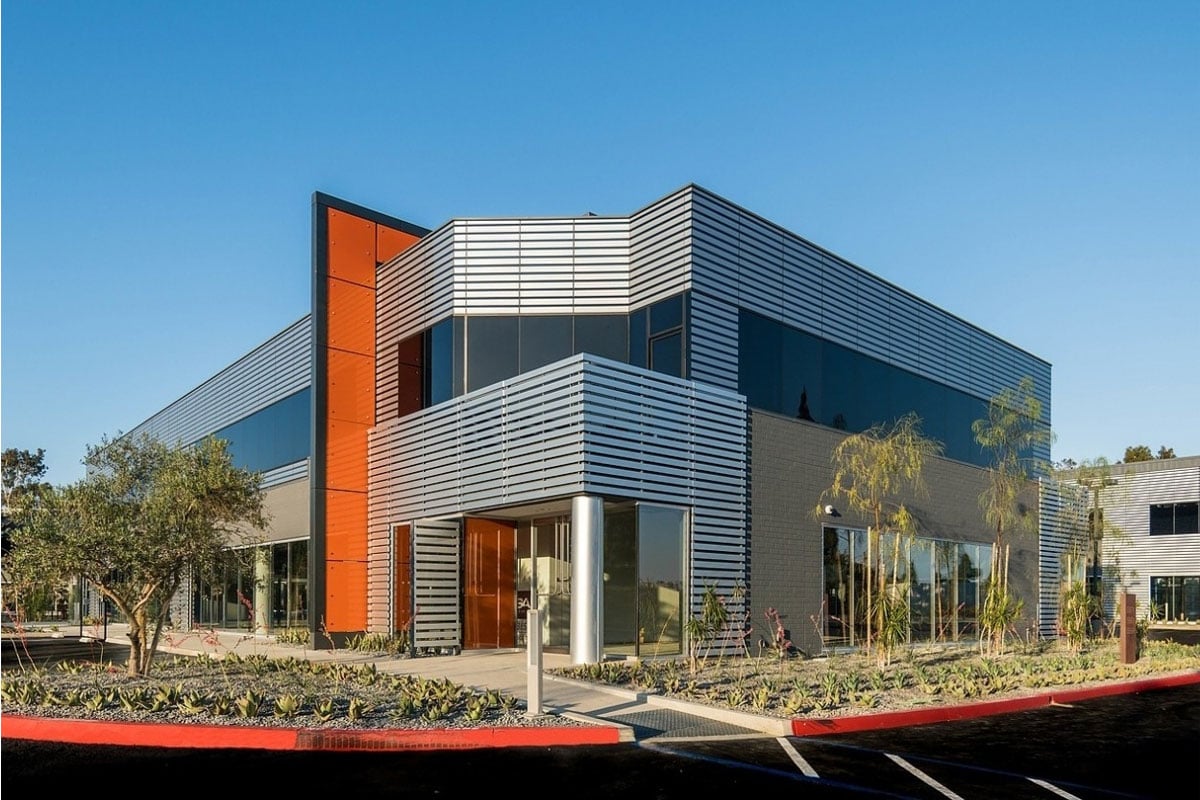 Exterior building wraps as an office upgrade Exterior building wraps as an office upgrade