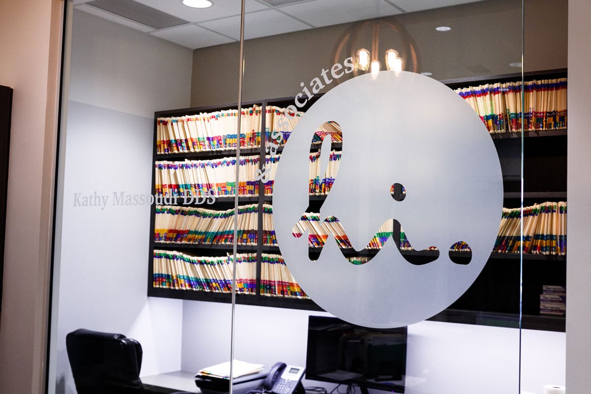 Custom graphics to increase office productivity Custom graphics to increase office productivity