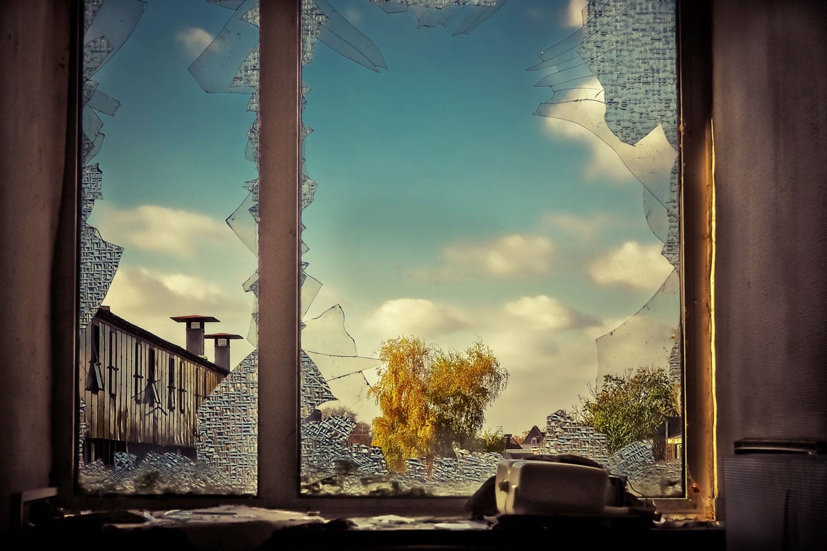 Benefits of window film during high winds Benefits of window security film during high winds