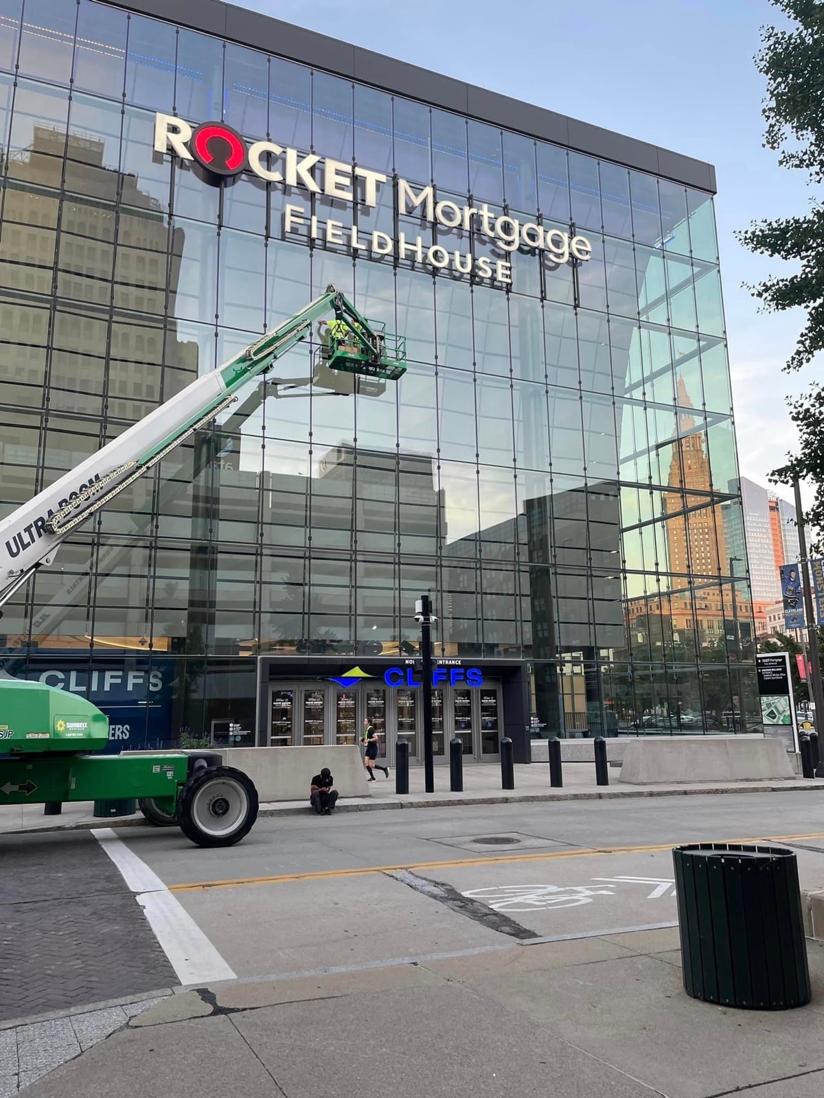 Bird Divert Clear UV markers applied to glass facade