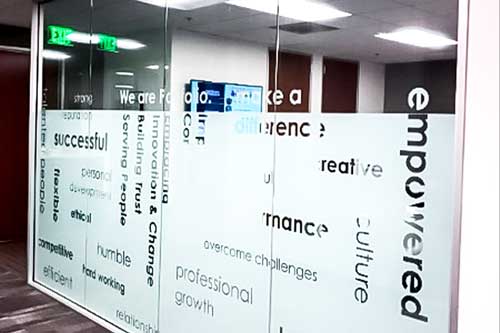 window graphics for businesses