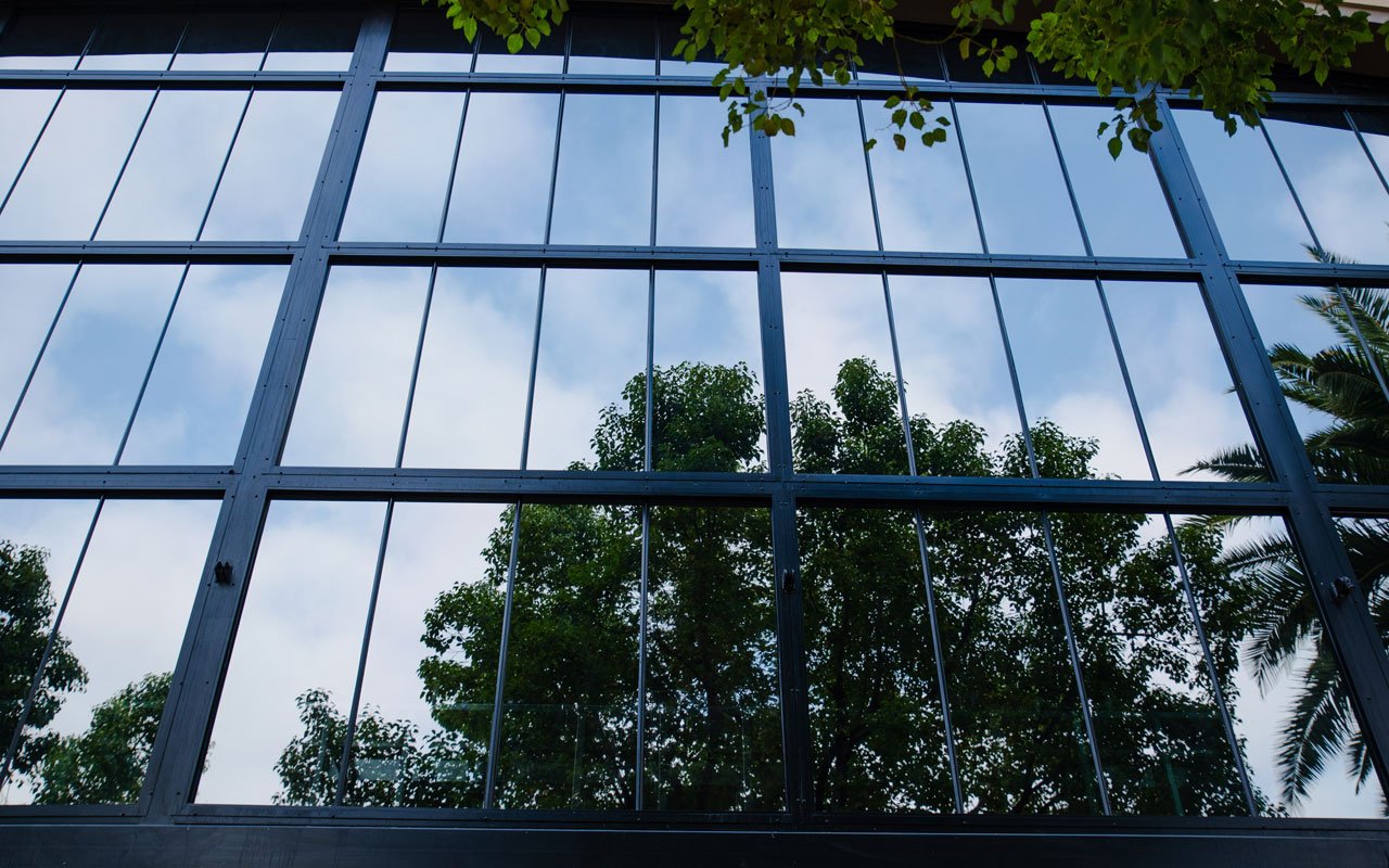 Does Reflective Window Film Really Keep Out the Heat?